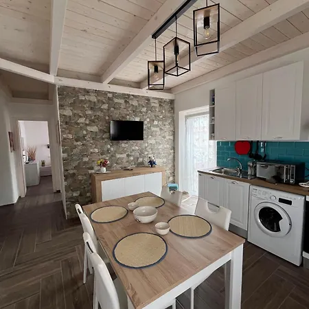 Iris דירה קרבוניה